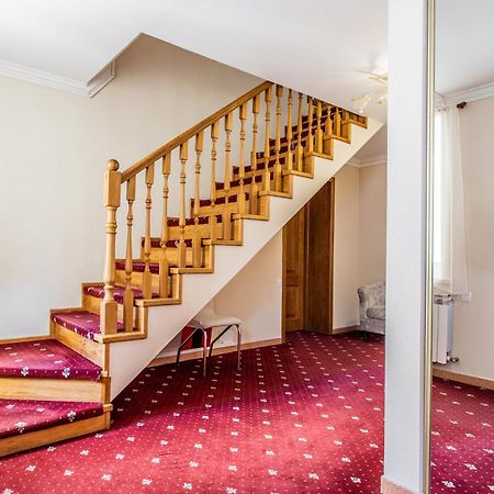 Star Rent Hotel Kişinev Dış mekan fotoğraf