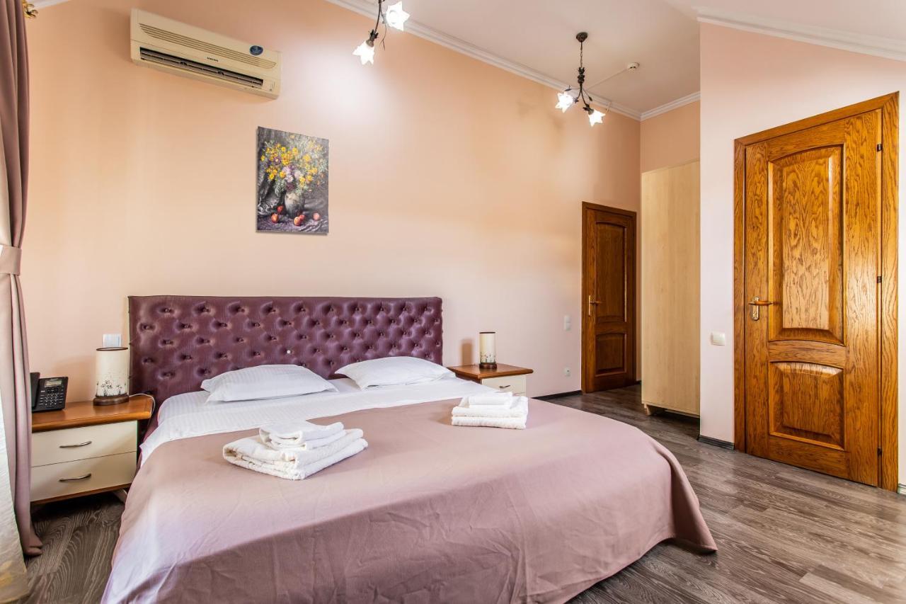 Star Rent Hotel Kişinev Dış mekan fotoğraf
