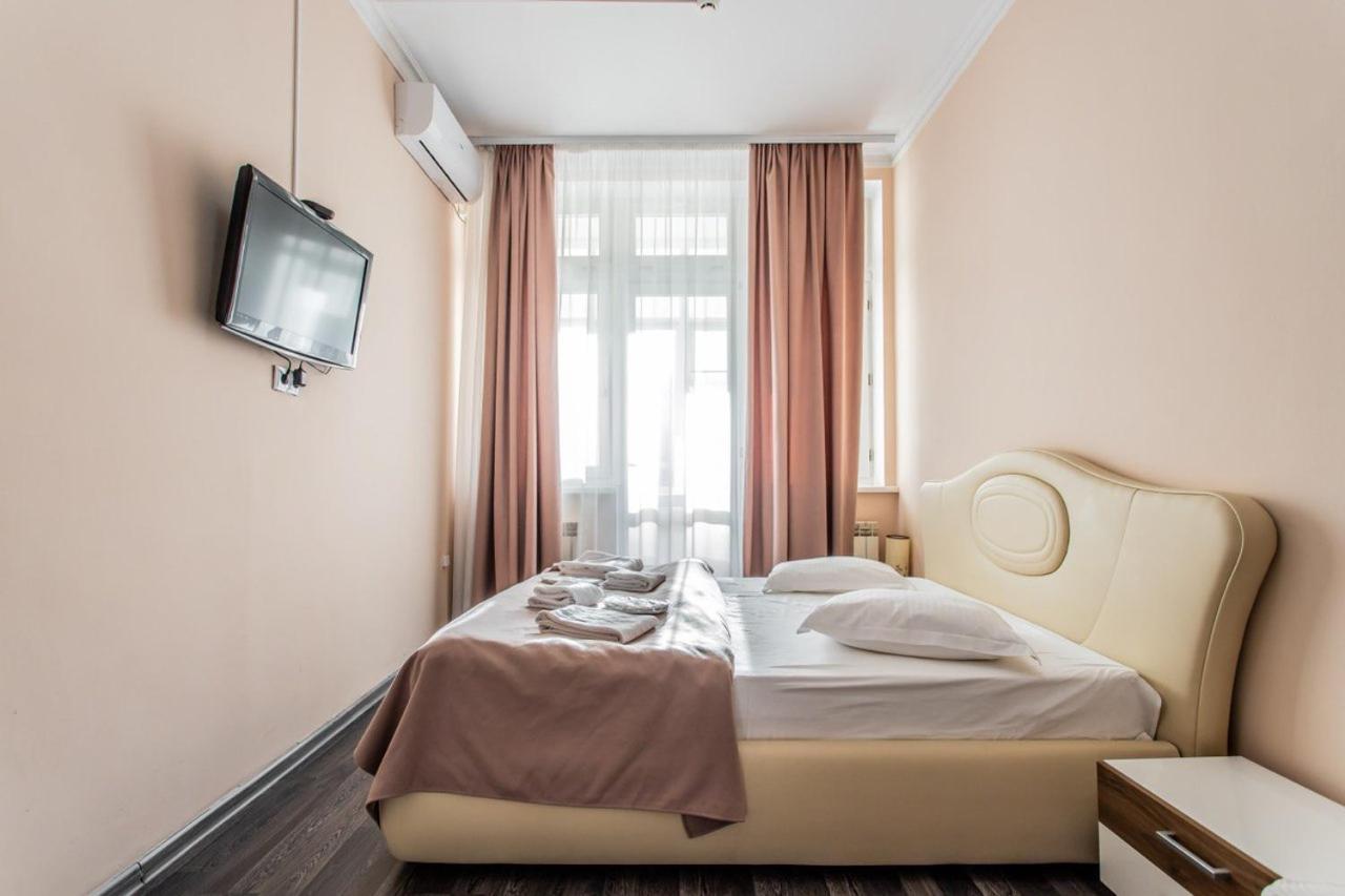 Star Rent Hotel Kişinev Dış mekan fotoğraf