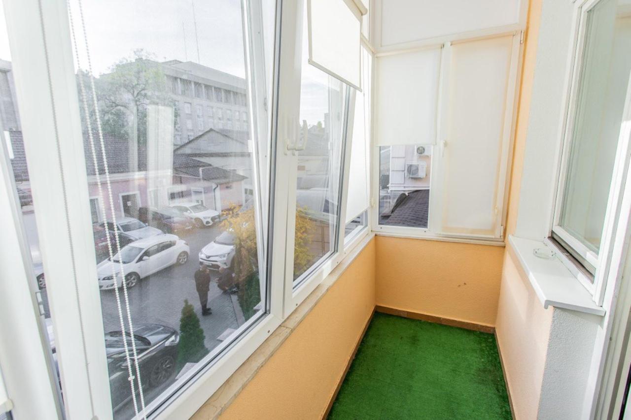 Star Rent Hotel Kişinev Dış mekan fotoğraf