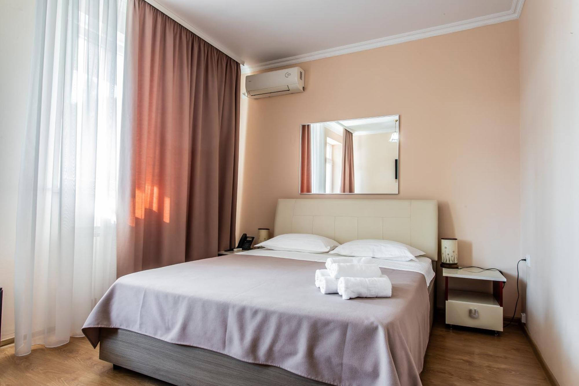 Star Rent Hotel Kişinev Dış mekan fotoğraf